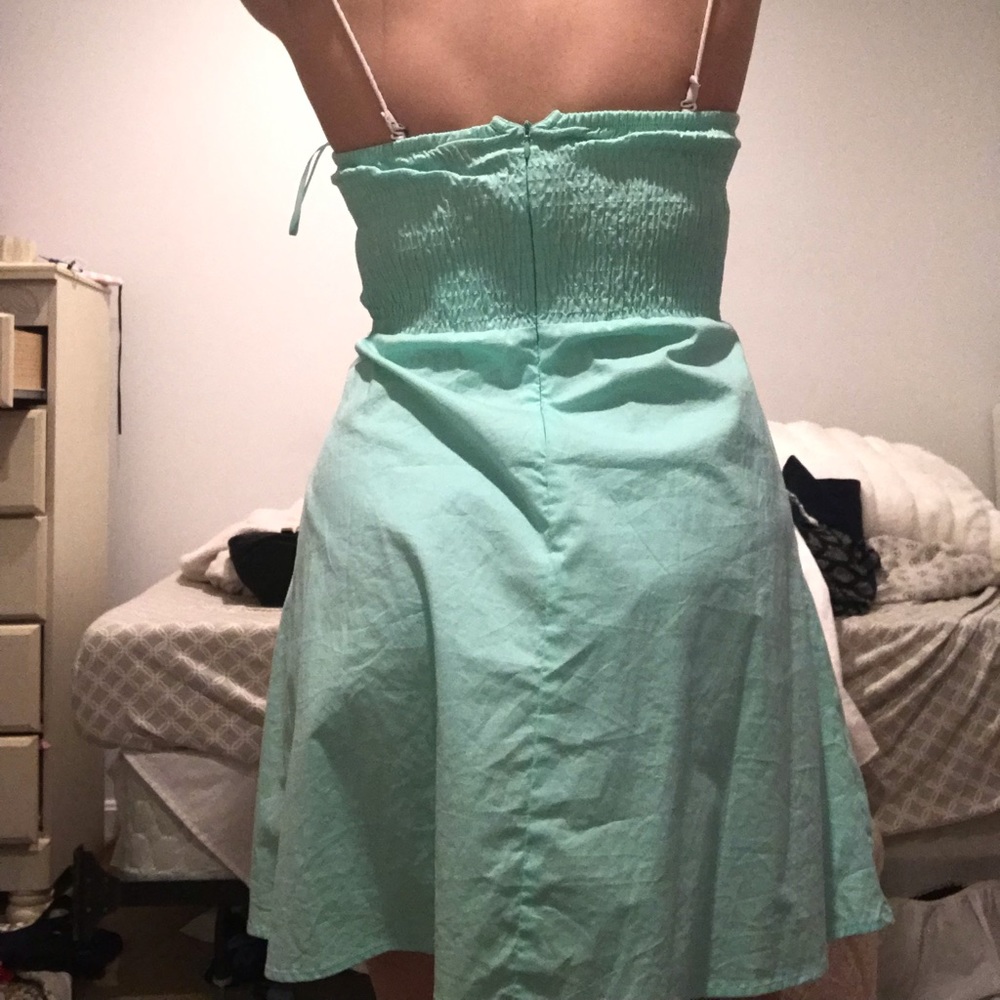 Dress - Picture 2 of 4